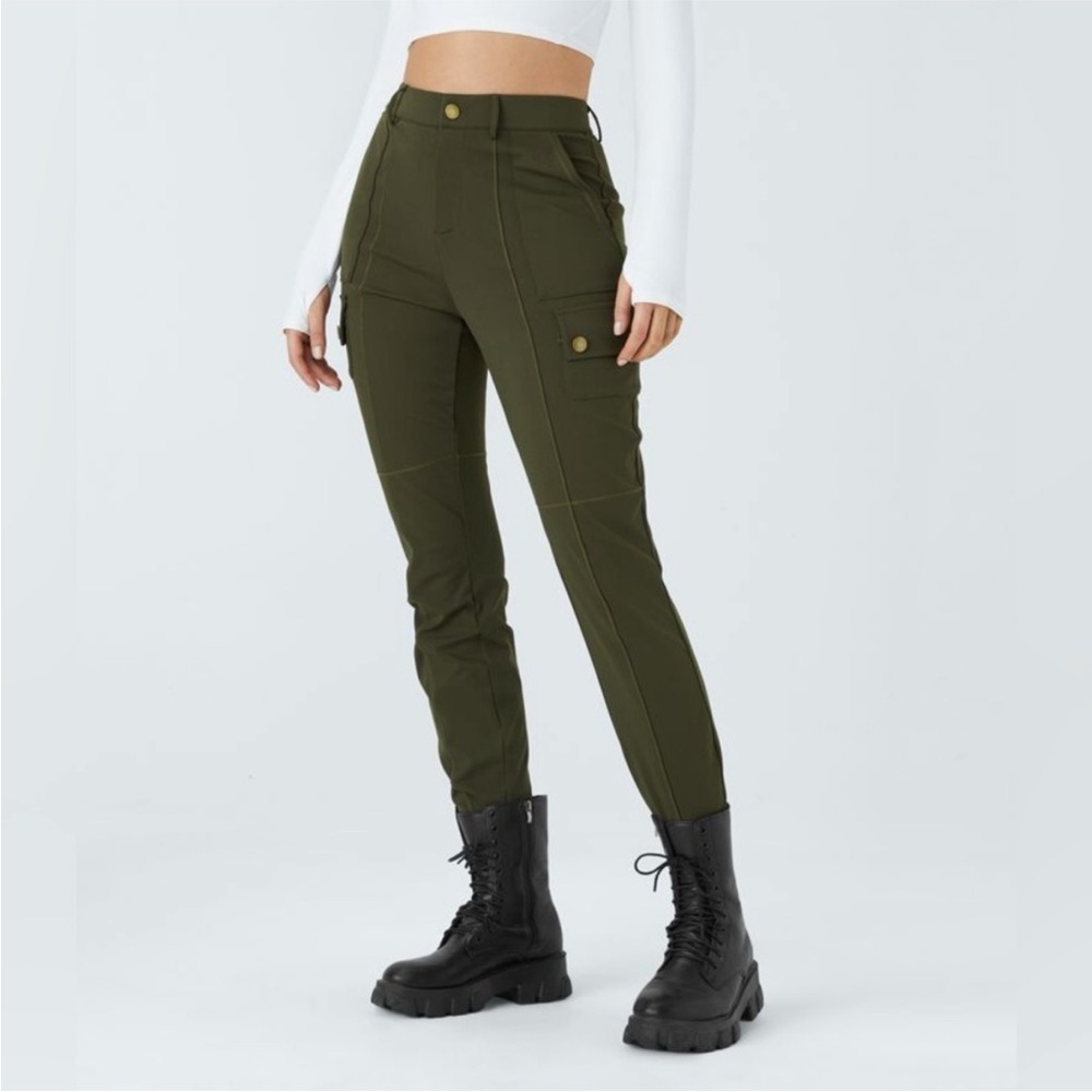HALARA Olive Utility Cargo Joggers